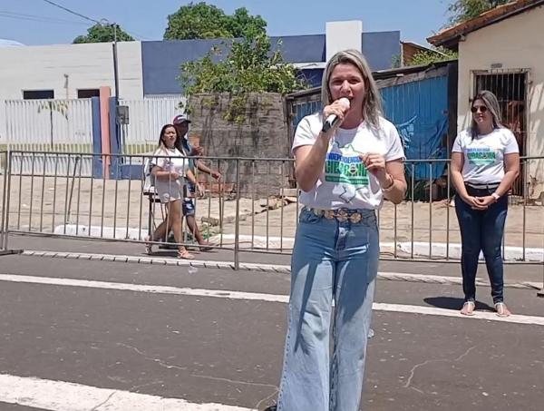 Secretária de Educação destaca valorização cívica no Desfile de 7 de Setembro em Barão de Grajaú