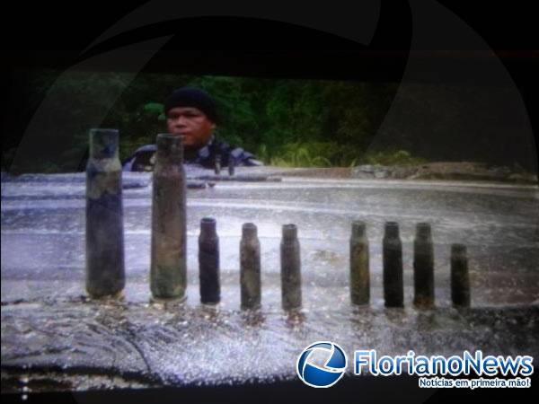 C&aacute;psulas de muni&ccedil;&atilde;o deflagradas.(Imagem:FlorianoNews)
