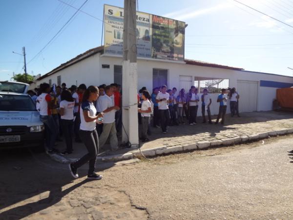 Bar&atilde;o de Graja&uacute; realizou caminhada no Dia Mundial Sem Tabaco.(Imagem:FlorianoNews)