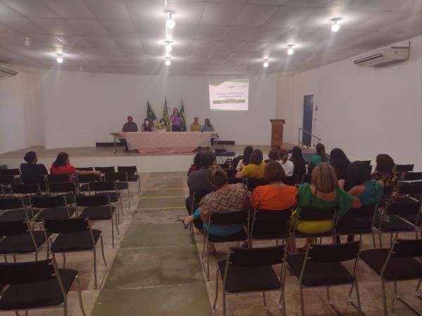 SEDUC e 10ª GRE promovem Encontro Formativo para Melhoria do Ensino-Aprendizagem