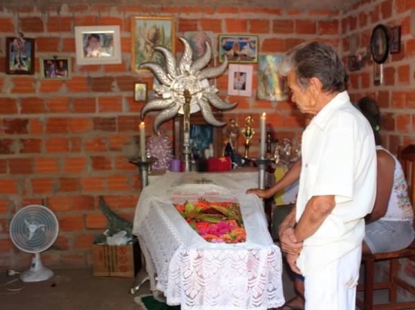Jovem foi morta pelo pr&oacute;prio pai na zona rural de Uni&atilde;o.(Imagem:Gilcilene Ara&uacute;jo / G1 PI)