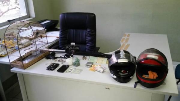 Jovem suspeito de vários roubos é preso em operação da polícia
