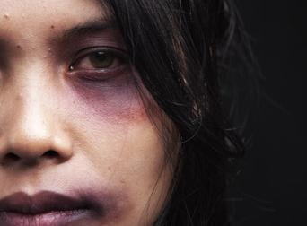 No Disque, 80% das vítimas de violência atendidas são mães