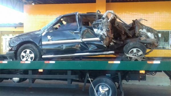 Motorista morre atropelado ao trocar pneu na BR-343 em Amarante