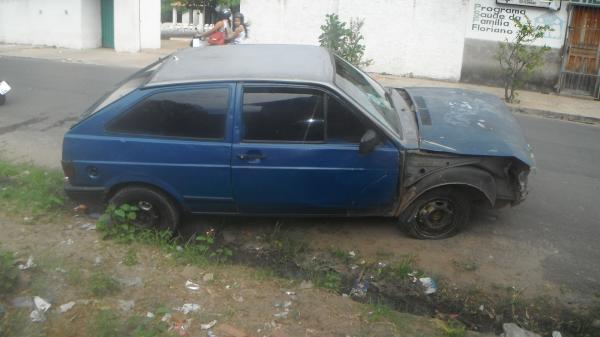 Homem &eacute; preso ao dirigir embriagado e se envolver em acidente.(Imagem:FlorianoNews)