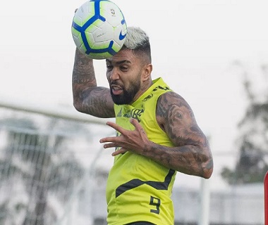 "Espero que ele venha para o Flamengo", diz Gabriel sobre Balotelli