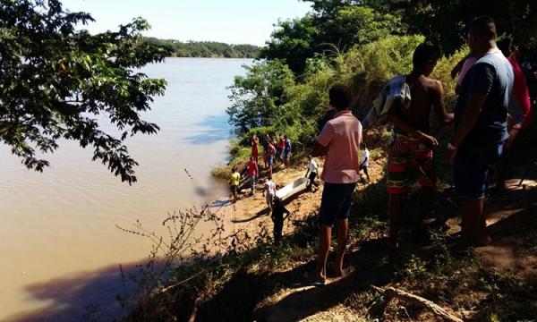 Homem é encontrado morto preso em draga no rio Parnaíba