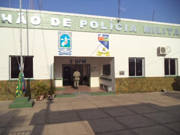 Polícia Militar apreende menor portando objetos com suspeita de furto