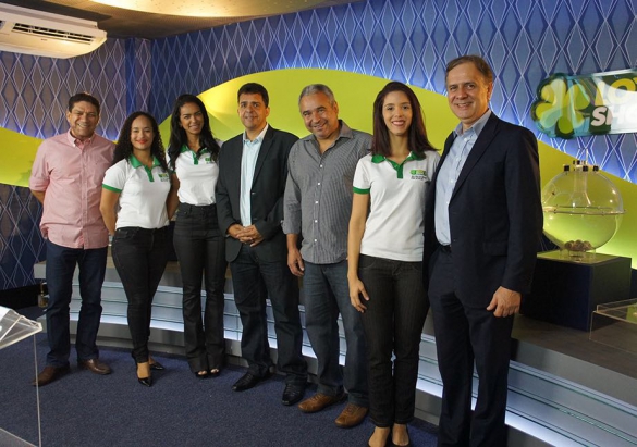 Deputado do Distrito Federal conhece sede da Lotoshow