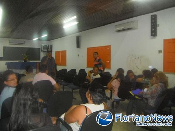 Coordena&ccedil;&atilde;o dos Agentes Comunit&aacute;rios de Sa&uacute;de e de Endemias se re&uacute;ne em Floriano.(Imagem:FlorianoNews)