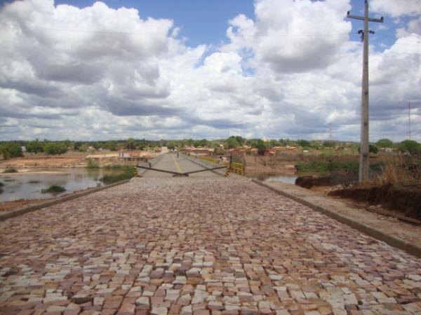 entrada em obras(Imagem:reda&ccedil;&atilde;o)