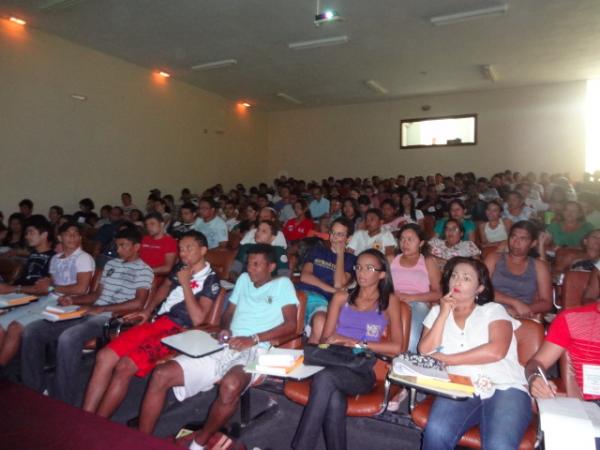 IFPI realizou Curso de Aperfei&ccedil;oamento para Professores de Matem&aacute;tica.(Imagem:FlorianoNews)