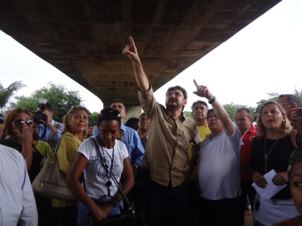 Wilson Martins assina ordem de servi&ccedil;o para a constru&ccedil;&atilde;o do Parque Beira-rio.(Imagem:FlorianoNews)