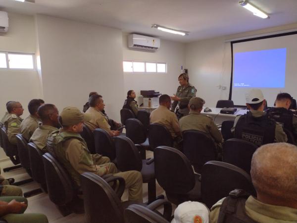 3&ordm; BPM de Floriano participa de capacita&ccedil;&atilde;o para atuar no programa Patrulha Maria da Penha(Imagem:FlorianoNews)