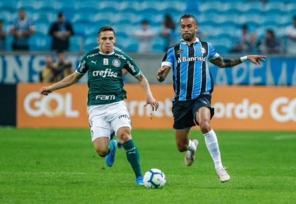 Grêmio arranca empate, e Palmeiras desperdiça chance de colar nos líderes