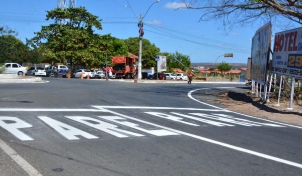 DNIT revitaliza sinaliza&ccedil;&atilde;o horizontal em BRs de Floriano.(Imagem:Secom)