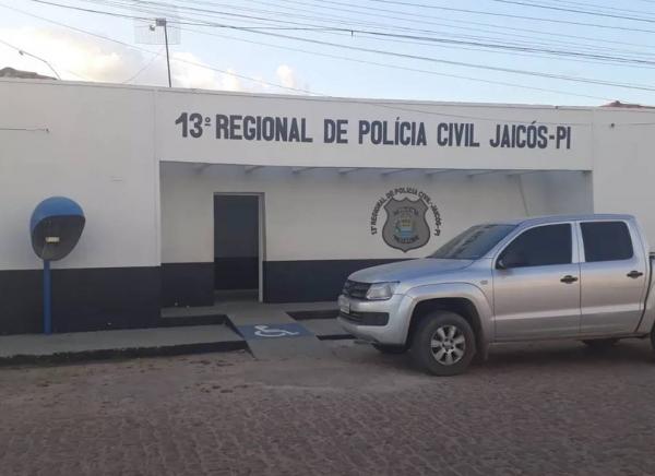 Jovem é encontrado morto dentro de cela em delegacia no Piauí