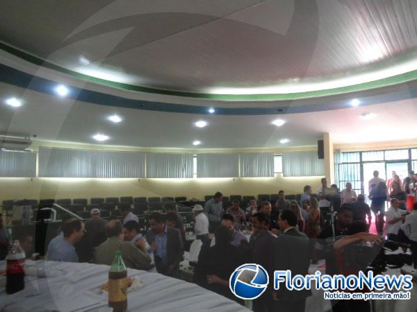 Vereador Carlos Ant&ocirc;nio toma posse como presidente da C&acirc;mara de Floriano.(Imagem:FlorianoNews)