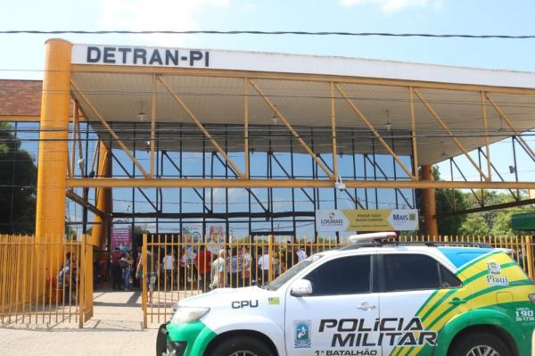 Servidores do Detran-PI paralisam atividades e cerca de 200 provas práticas são canceladas