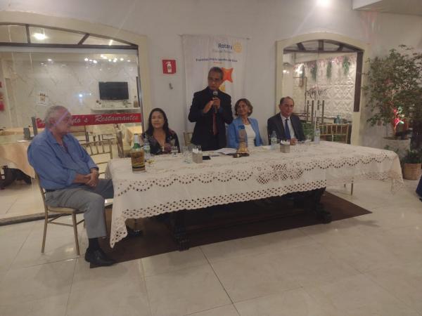Rotary Club de Floriano celebra 65 anos com a&ccedil;&otilde;es simb&oacute;licas e noite de homenagens(Imagem:FlorianoNews)