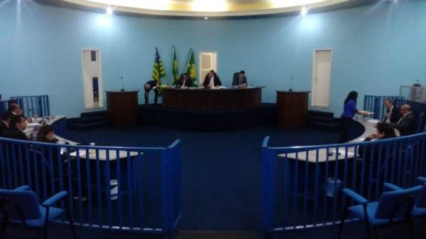 Câmara de Floriano aprova projeto que cobra providências no Hospital Tibério Nunes.(Imagem:FlorianoNews)
