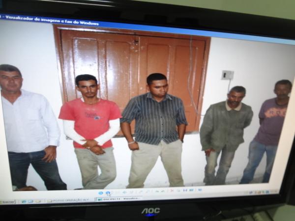 Pol&iacute;cia Civil prende quadrilha armada na divisa de Alvorada do Gurgu&eacute;ia e Manoel Em&iacute;dio.(Imagem:FlorianoNews)