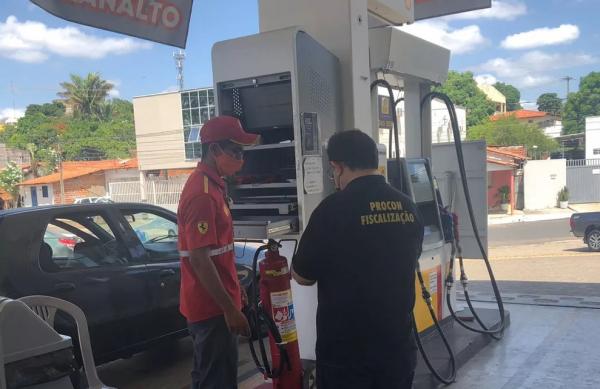  Procon deve fiscalizar os pre&ccedil;os dos combust&iacute;veis.(Imagem:Layza Mour&atilde;o/g1 )