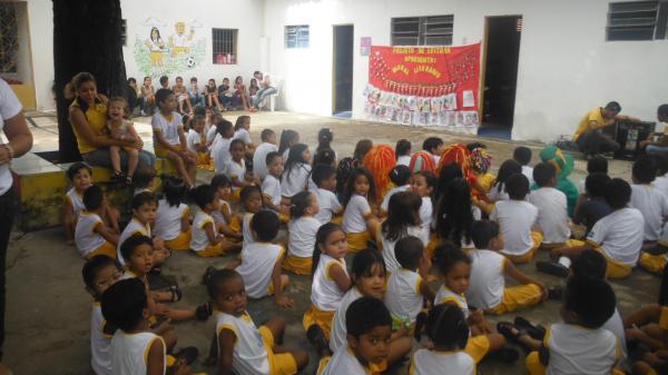 Escola Mega de Floriano celebra as datas comemorativas do m&ecirc;s de abril.(Imagem:FlorianoNews)