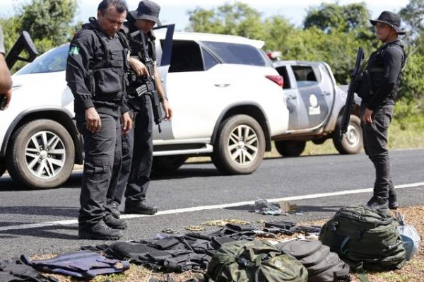 Secret&aacute;rio F&aacute;bio Abreu informou que a pol&iacute;cia continua em dilig&ecirc;ncia para prender os outros criminosos.(Imagem:Divulga&ccedil;&atilde;o/SSP-PI)