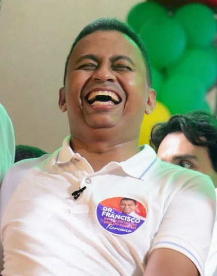 Francisco Costa agradece pelas felicitações recebidas no dia de seu aniversário