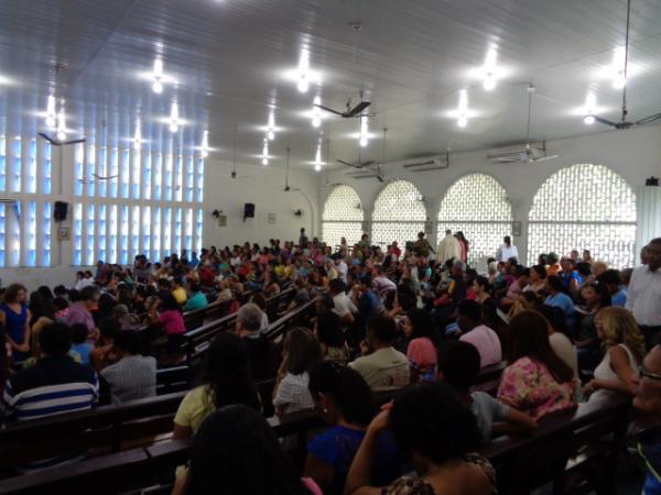 Frei Ant&ocirc;nio Schauert celebra 40 anos de ordena&ccedil;&atilde;o sacerdotal(Imagem:FlorianoNews)