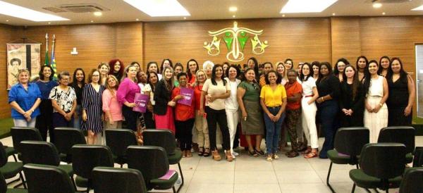 Seminário aborda participação feminina na política em diferentes debates temáticos