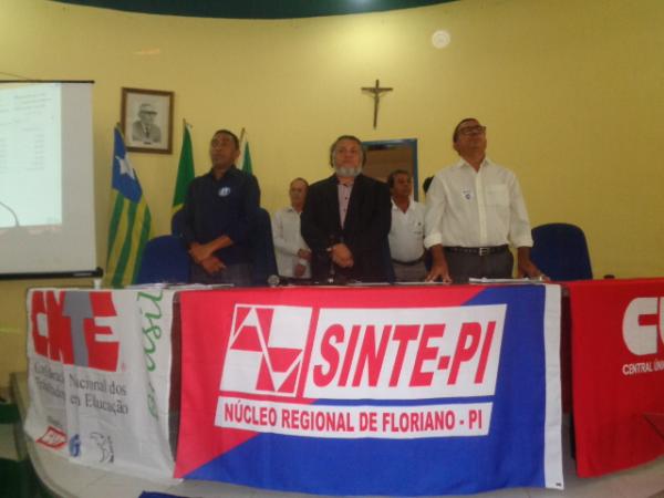 Postulantes à Prefeitura de Floriano participam de mesa redonda na Câmara