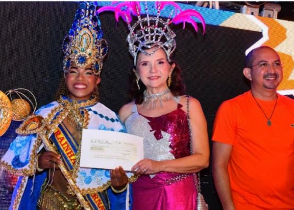 Pedro Henrique e Samara Martins são coroados Rei e Rainha do Carnaval 2026 em Floriano(Imagem:Secom)