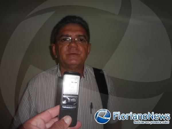 Nelson J&uacute;nior, Secret&aacute;rio Municipal de Educa&ccedil;&atilde;o.(Imagem:FlorianoNews)