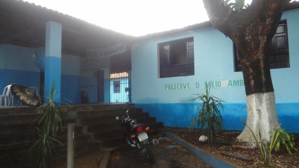 Escola Normal dispõe de vagas para ensino fundamental e médio