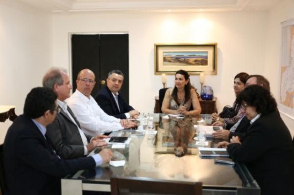  Reuni&atilde;o com o diretor da Control Global, Daniel Carneiro. (Imagem:Marcelo Cardoso)