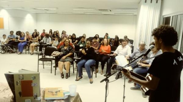 Sarau liter&aacute;rio do SESC re&uacute;ne escritores, poetas e cordelistas em Floriano.(Imagem:FlorianoNews)