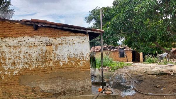 Ap&oacute;s briga entre vizinhos, casas s&atilde;o incendiadas em Floriano.(Imagem:Divulga&ccedil;&atilde;o/jc24horas)