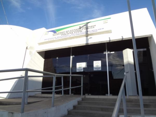 Professor &eacute; preso com adolescente dentro de motel em Floriano.(Imagem:FlorianoNews)