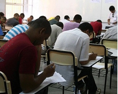 MP-PI lança concurso com 5 vagas e salário de R$ 25 mil