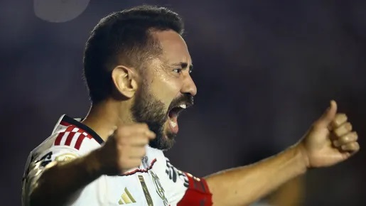 Tite, do Flamengo, revela não olhar tabela na briga pelo título