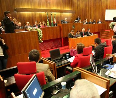 Secretarias e presidência da Assembleia pesam na composição de chapa