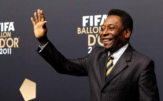 Pelé faz críticas a Neymar e diz que craque está mais preocupado com mídia do que com futebol
