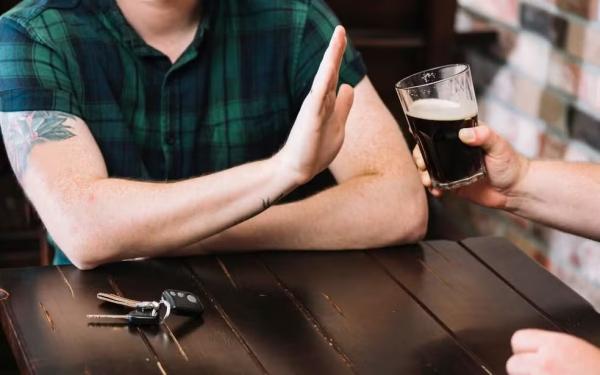 Internações por alcoolismo: PI teve 20 hospitalizações por dia em 2024, aponta estudo