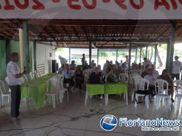 Associa&ccedil;&atilde;o promove 9&ordm; encontro de amigos Ex-Combatentes do Exercito Brasileiro.(Imagem:FlorianoNews)
