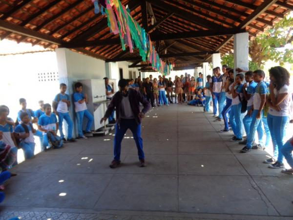 Lindolfo Uchoa comemora semana do folclore com apresenta&ccedil;&otilde;es culturais.(Imagem:FlorianoNews)