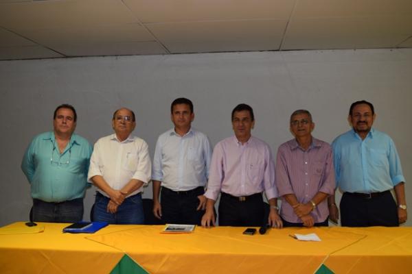 Criada Associação dos Prefeitos da Região Centro Sul do Piauí