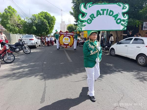 Ginásio Primeiro de Maio celebra 69 anos com desfile cívico e homenagens em Floriano.(Imagem:FlorianoNews)