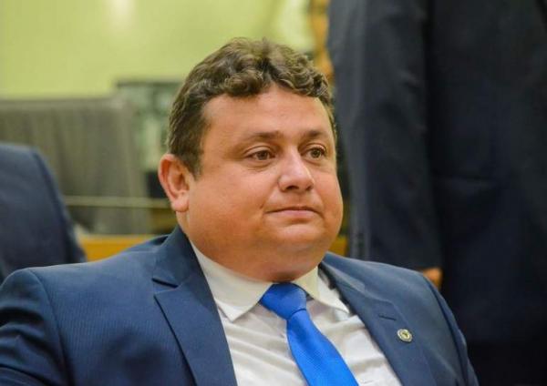 -Corrupção deve ser praticada, diz candidato em debate na Paraíba(Imagem:Reprodução)